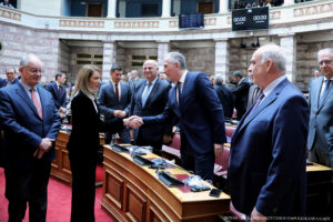 Συνάντηση με την Πρόεδρο του Ευρωπαϊκού Κοινοβουλίου Roberta Metsola στη Βουλή
