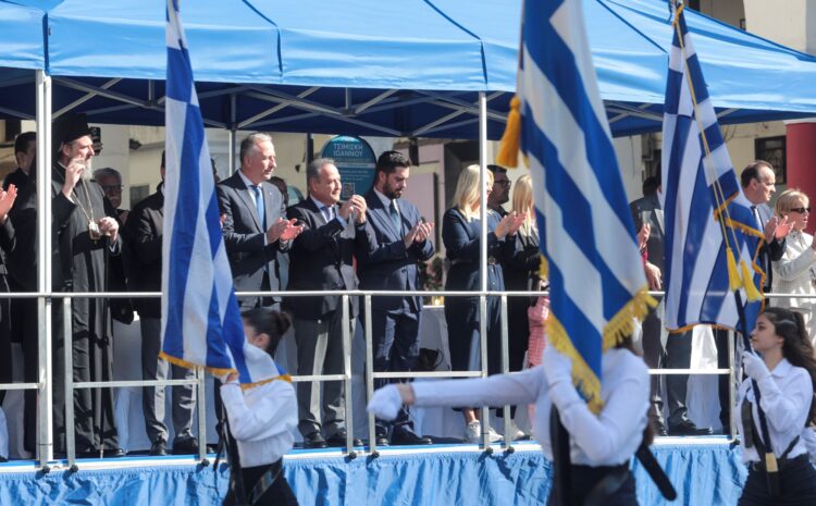  Στ. Καλαφάτης: «Mε πίστη στις εθνικές παραδόσεις, τις αξίες και τα ιδανικά του Γένους μας μπορούμε να προχωρήσουμε σ΄ένα καλύτερο αύριο»