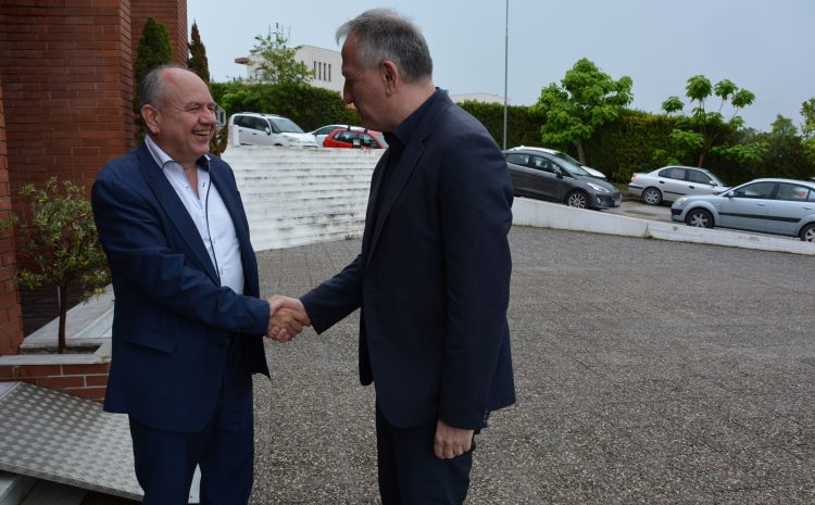  Σταύρος Καλαφάτης: “Το ΕΚΕΤΑ πρότυπο για το νέο παραγωγικό μοντέλο της χώρας”