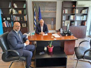 Συνάντηση του Υφυπουργού Ανάπτυξης Σταύρου Καλαφάτη με τον Αντιπεριφερειάρχη Δυτικής Ελλάδας Τάκη Παπαδόπουλο