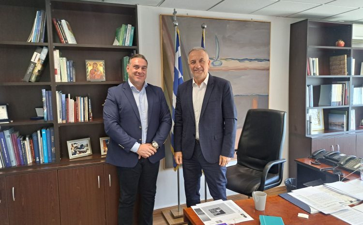  Συνάντηση του Υφυπουργού Ανάπτυξης Σταύρου Καλαφάτη με τον Αντιπεριφερειάρχη Κρήτης Γιώργο Ματαλλιωτάκη
