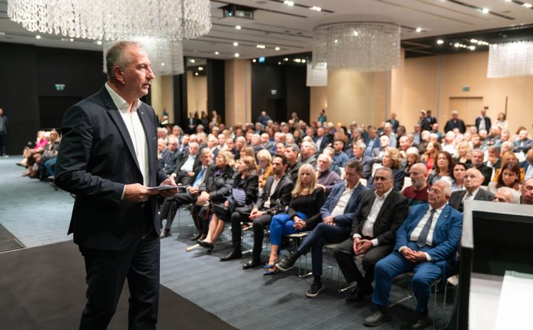  Στ. Καλαφάτης: “Η Νέα Δημοκρατία είναι η μεγάλη πατριωτική, φιλελεύθερη, λαϊκή παράταξη”