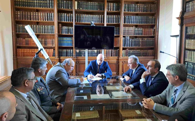  Σταύρος Καλαφάτης: “Στηρίζουμε στρατηγικές συνεργασίες που προάγουν την παραγωγή γνώσης και αμυντικής καινοτομίας”