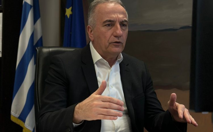  Σταύρος Καλαφάτης: “Η καινοτομία και οι νέες τεχνολογίες δίνουν λύσεις στα προβλήματα των μικρομεσαίων επιχειρήσεων της Θεσσαλονίκης”