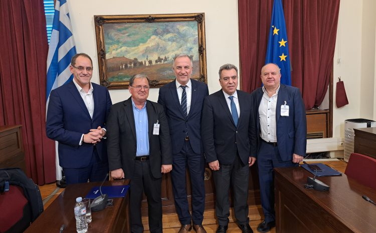  Σταύρος Καλαφάτης: “Η καινοτομία στηρίζει στην πράξη την περιφερειακή ανάπτυξη”