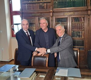 Σταύρος Καλαφάτης: “Η θωράκιση του Υμηττού είναι χρέος μας προς τις επόμενες γενιές”