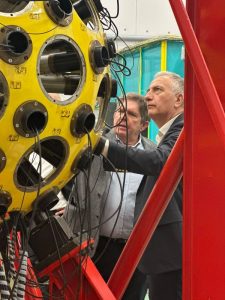 Σταύρος Καλαφάτης: “To ΕΚΕΦΕ ΔΗΜΟΚΡΙΤΟΣ πάντα πρωτοπόρο. Από την ψηφιακή απεικόνιση τοιχογραφιών των Μακεδονικών Τάφων μέχρι τους μικροδορυφόρους”