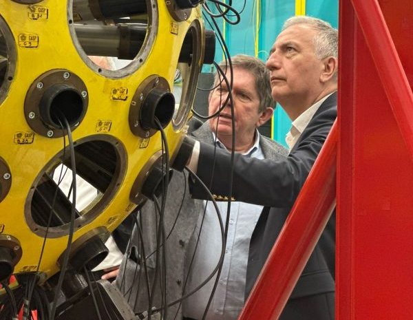  Σταύρος Καλαφάτης: “To ΕΚΕΦΕ ΔΗΜΟΚΡΙΤΟΣ πάντα πρωτοπόρο. Από την ψηφιακή απεικόνιση τοιχογραφιών των Μακεδονικών Τάφων μέχρι τους μικροδορυφόρους”